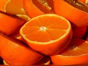 vitamin C sadržan u narančama eliminira se nikotinom